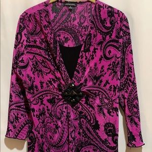 VINTAGE NOTATIONS TOP BLACK/FUCHSIA CRINKLED SZ M
